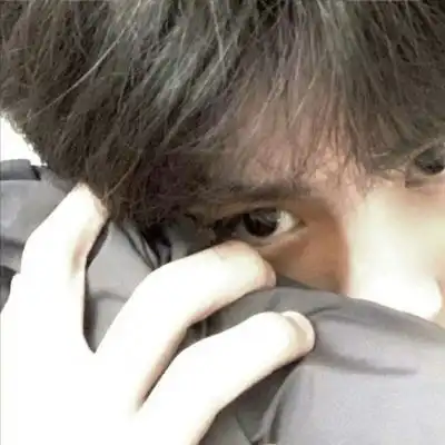 夏子衿优质混网真人男生头像.