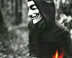 有没有和这种图相类似的图片,就是一个带着笑着的面具,求网友发过来,还有它名字叫什么