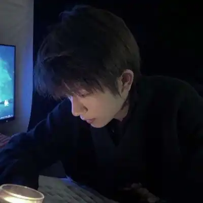 微丧帅气男生头像你是不是什么都明白但就是走不出来