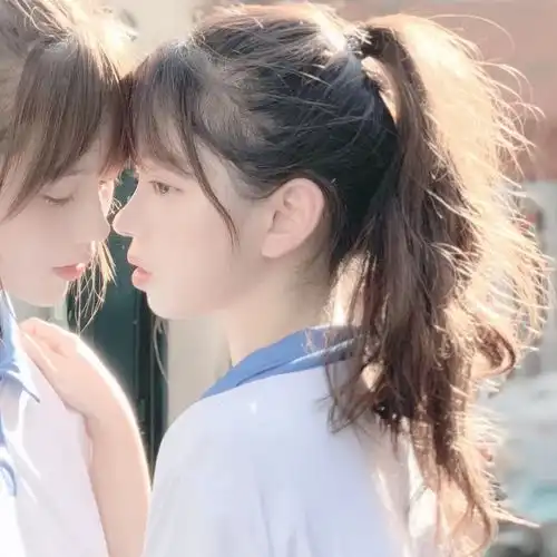 头像一起换个闺蜜头像吧,向世界证明我们的感情