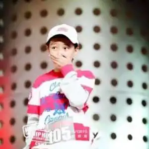 12岁中国女孩闪耀街舞界奥林匹克跻身世界街舞锦标赛总决赛四强