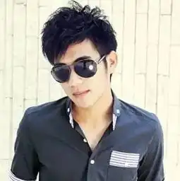 秋冬最适合的男生发型是