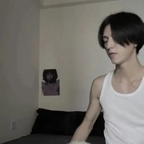 男生头像风里已经有冬天的味道了