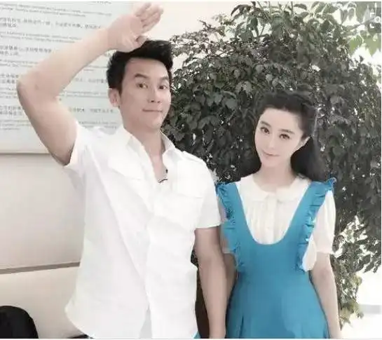 李晨隐瞒了多年的儿子曝光,难怪范冰冰三次拒绝求婚