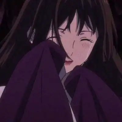 动漫女生头像可爱呆萌想你的时候情不自禁地微笑