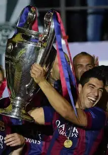 儿子捧杯梅西半裸亮相科比发推伟大的巴塞罗那