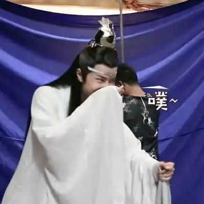 可爱沙雕情头一对两张搞怪情侣头像奇葩一男一女