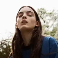 主动的人是不是卑微到不被珍惜其他综合qq头像qq头像男生背影女生霸气qq闪动头像qq透明头像qq头像大全