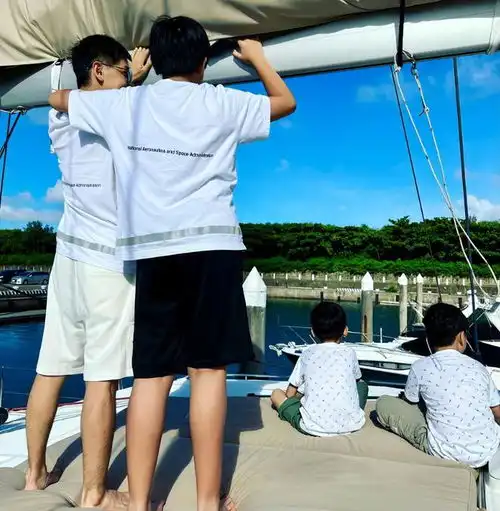 林志颖弟弟回应车祸6岁侄子脸部擦伤无大碍,哥哥头部受伤严重