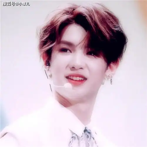 当男神遇到宝宝滤镜,任嘉伦呆萌,王源可爱,看到他想偷偷抱回家