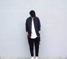 夏季性冷淡风穿搭男生这样穿很帅