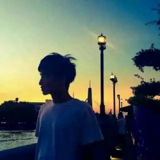 小雨简介小雨背景介绍yy官方