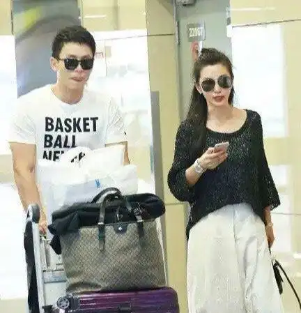 李冰冰已分手一年被小16岁男友偷拍私密照威胁,为其还百万债务