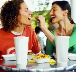 情侣吃快餐图片矢量图免费下载jpg格式3029像素编号13956527千图网