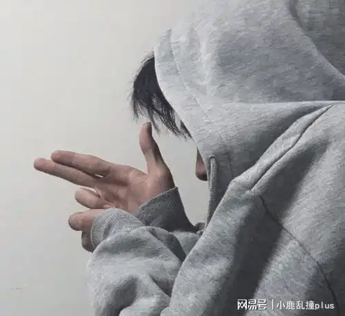 暗示对某个人念念不忘的文案