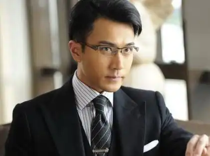 男明星戴上眼镜之后,那种斯文败类的感觉居然成了一种美学