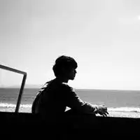 黑白唯美意境头像男生微信头像图片大全