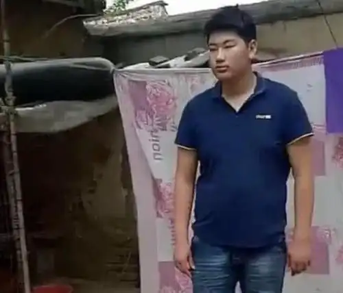 悲伤的陈亚男,和大衣哥儿子结婚后的委屈,远比你想得更巨大