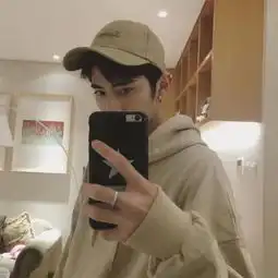 扣扣阳光帅气男生头像图片精选致我们单纯的小美好