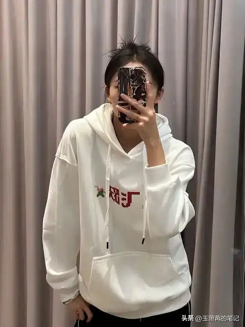 哪吒为啥走路时总是双手插兜原来导演饺子早已深谙此道