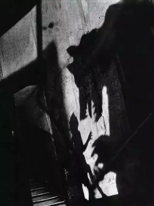 捕捉女性另类美,震撼感像一场梦