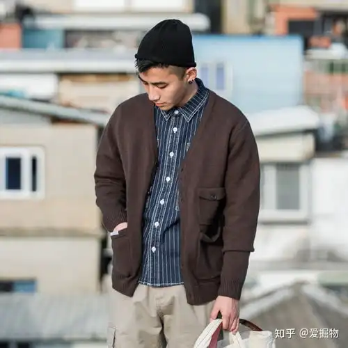 有什么款式不错的男士毛衣推荐