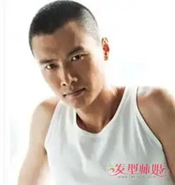 男生剪圆寸发型男生上面12毫米两边3毫米的圆寸头发型发型师姐