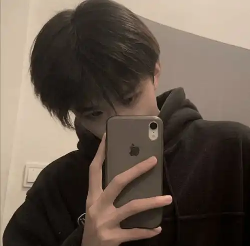 限量版宝藏男生头像清欢星雪赴长夜,青丝惊梦皆是你