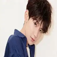 王源头像帅气高清帅气可爱王源真实头像