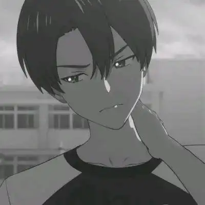 动漫头像草地上的小羊好幸福,站在自己巨大的食物上