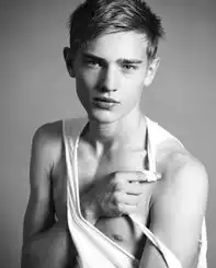 口述我外出一夜情后很懊悔该告诉老婆吗