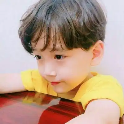 儿童的阴间服装,图案过于黑暗,家长质疑这是给孩子穿的