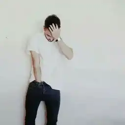 求qq头像,男,成熟点的