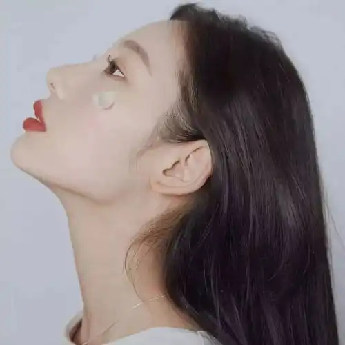 闺蜜头像想知道女生打游戏的时候都在想什么嘛