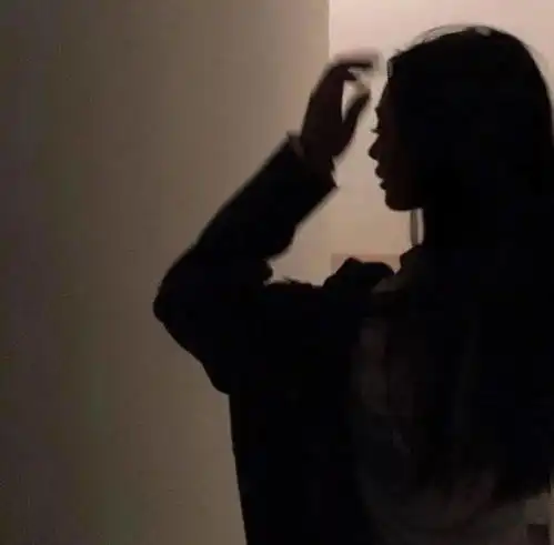 个性头像看你一眼心动千万遍