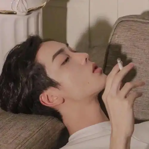 好看的头像百看不厌
