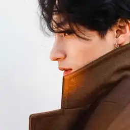 黑白t恤简单帅气