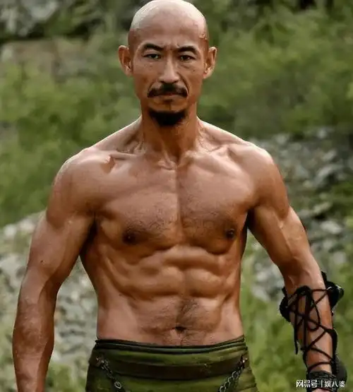 靠健身改变命运的明星张丰毅亮剑孙德胜歌手刘畊宏