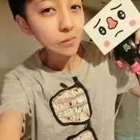 小帅哥图片大全13岁微信头像图片大全