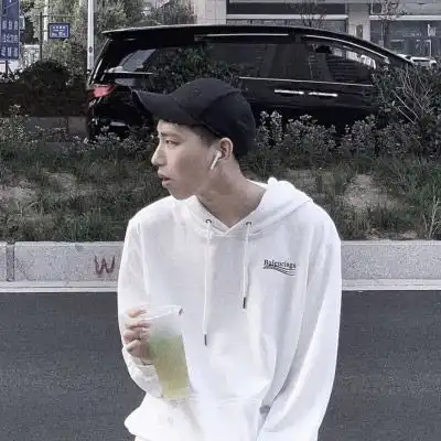 白色干净男头像会发光的男神