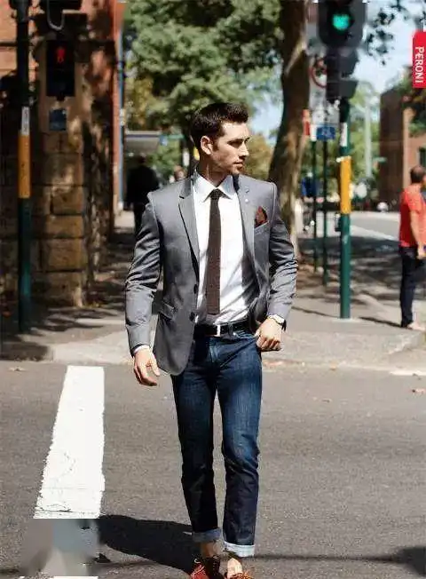 为什么有的男人穿西装像金融精英,有的却像地产中介呢