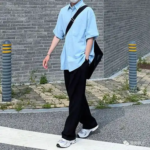 男生干净帅气的夏日穿搭,有这3套就够了