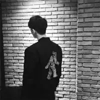 qq男生伤感头像背影qq背影帅气伤感男头像