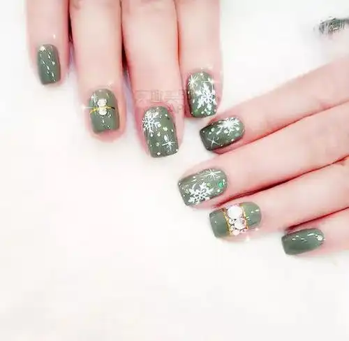 one荐美甲今日小雪,听说做这款美甲会带来好运