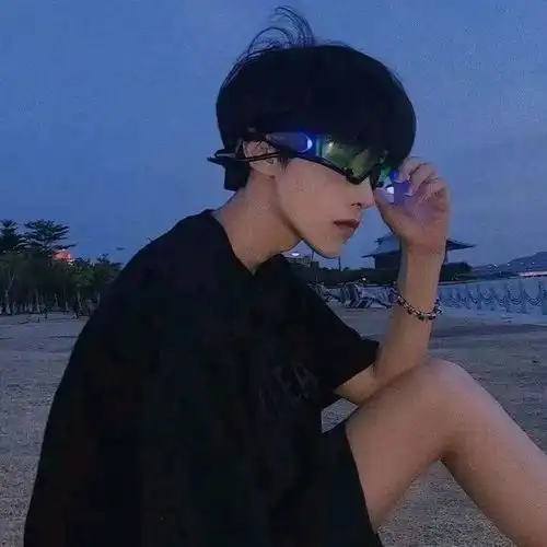 个性男头总要热爱点什么不能被这无趣的生活吞没