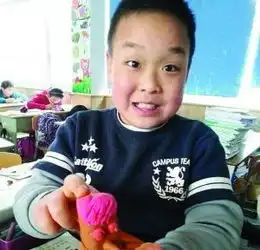 南京12岁男孩失踪8天疑因不愿写作业离家出走