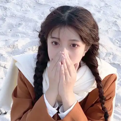 头像适合冬天用的温暖女头