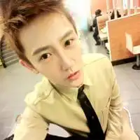 帅气男孩qq头像我是跑调小王子