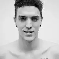 欧美灰白头像男生微信头像图片大全