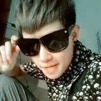 求这个的情侣头像